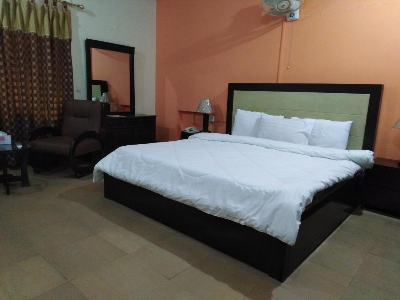 Amyl'S Garden Guest House Islamabad Exterior photo