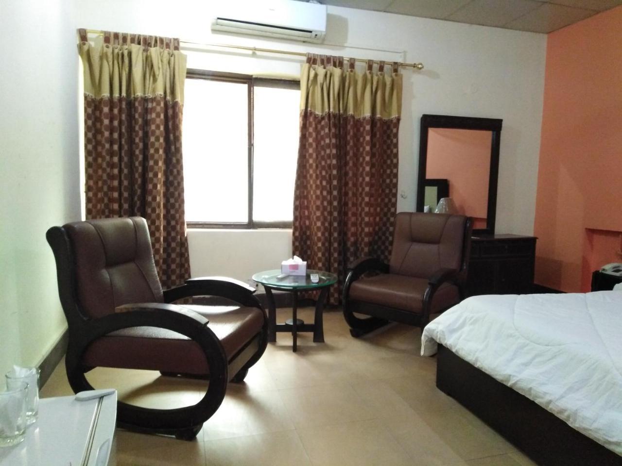 Amyl'S Garden Guest House Islamabad Exterior photo